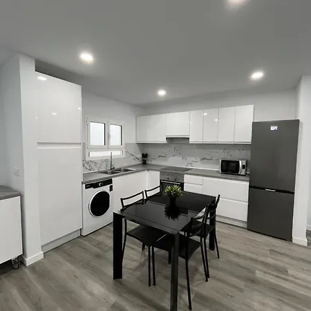 Sweet Flat Renovated 4 Pax Appartement *