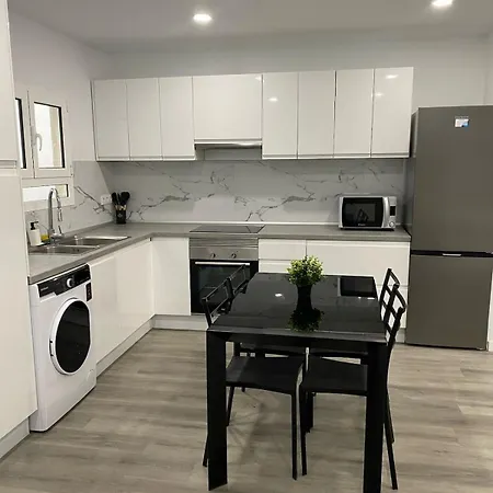 Sweet Flat Renovated 4 Pax *